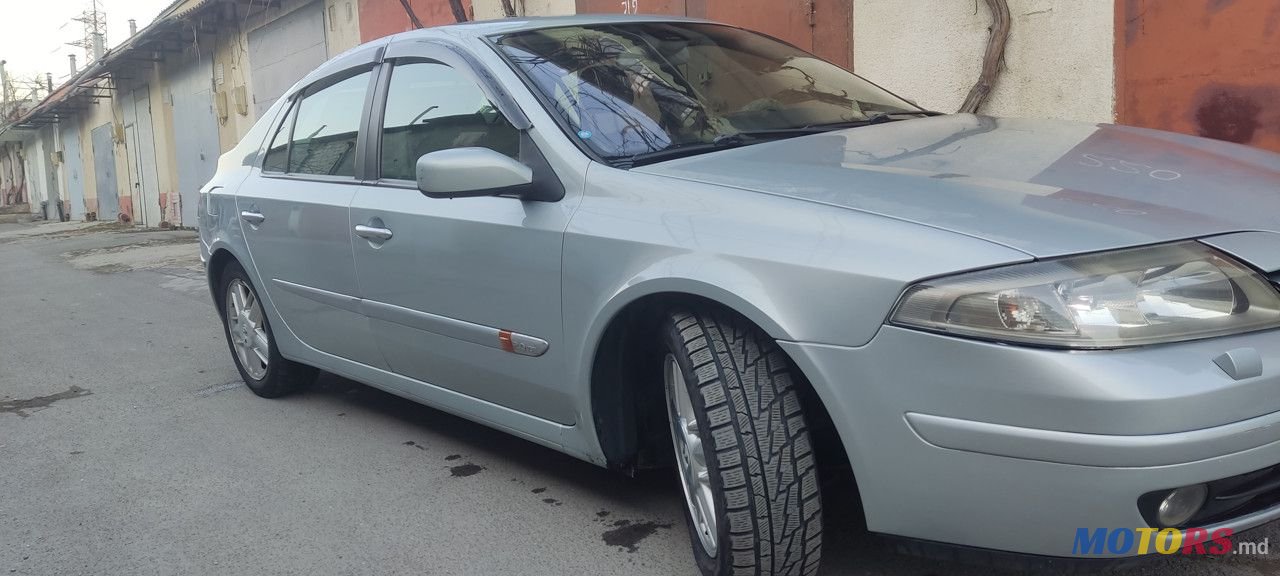 2002' Renault Laguna photo #2