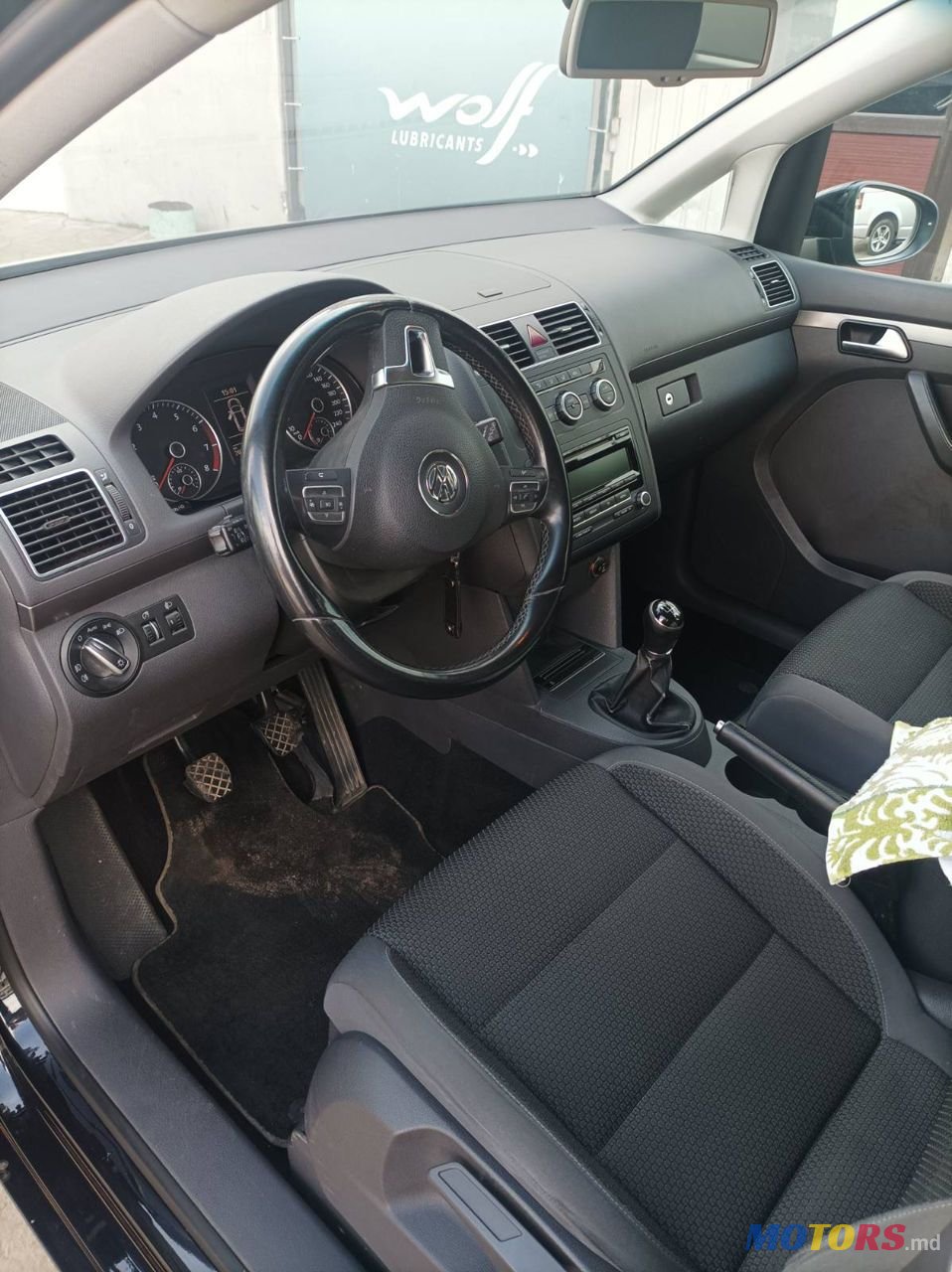 2013' Volkswagen Touran photo #4