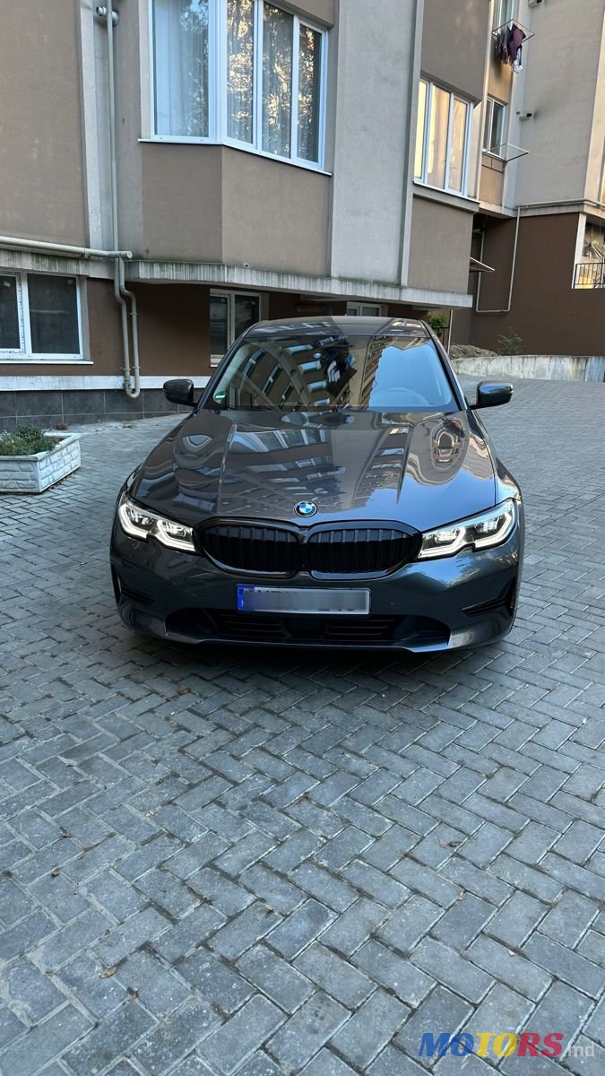 2020' BMW 3 Series photo #1