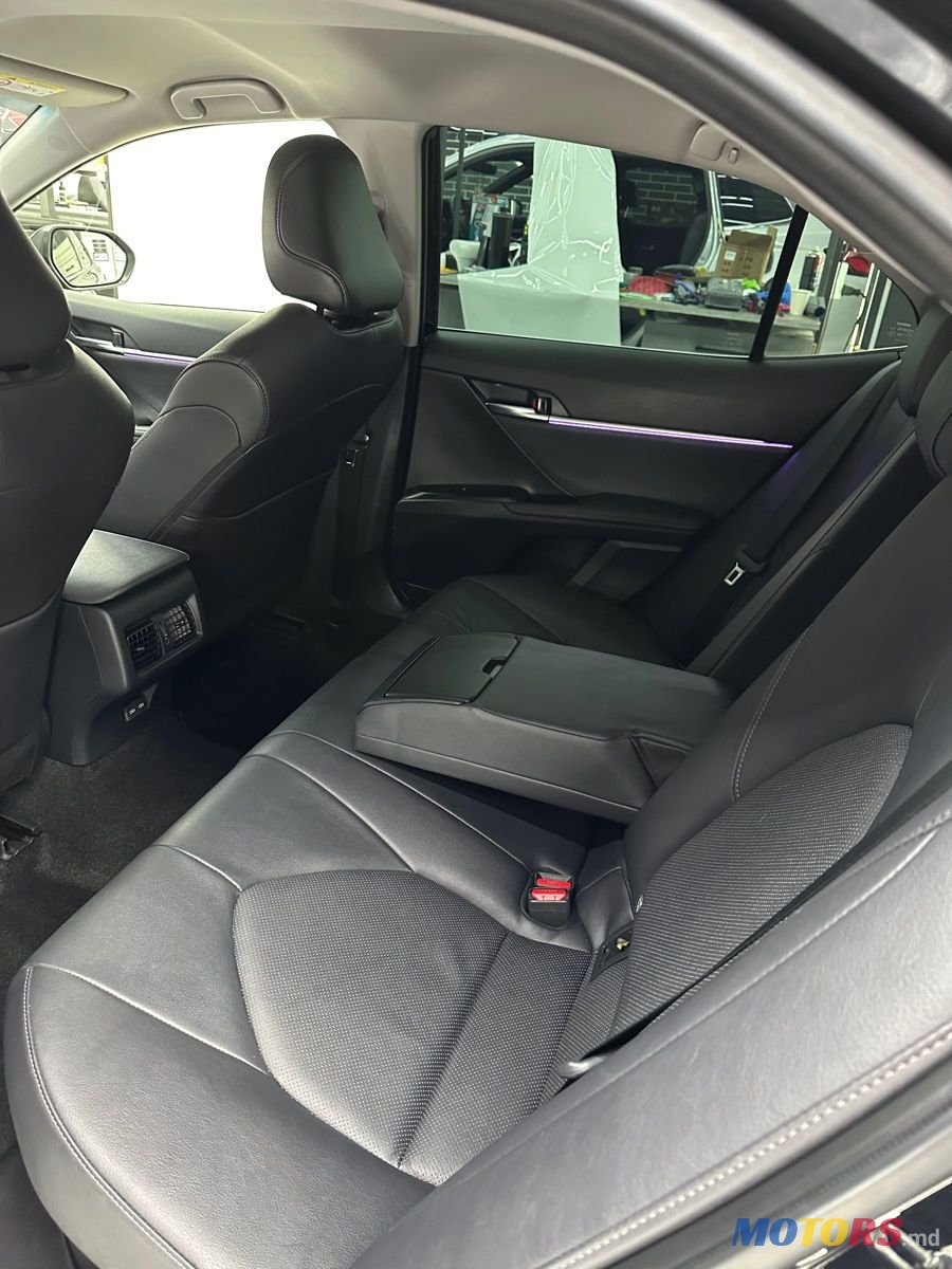 2023' Toyota Camry photo #4