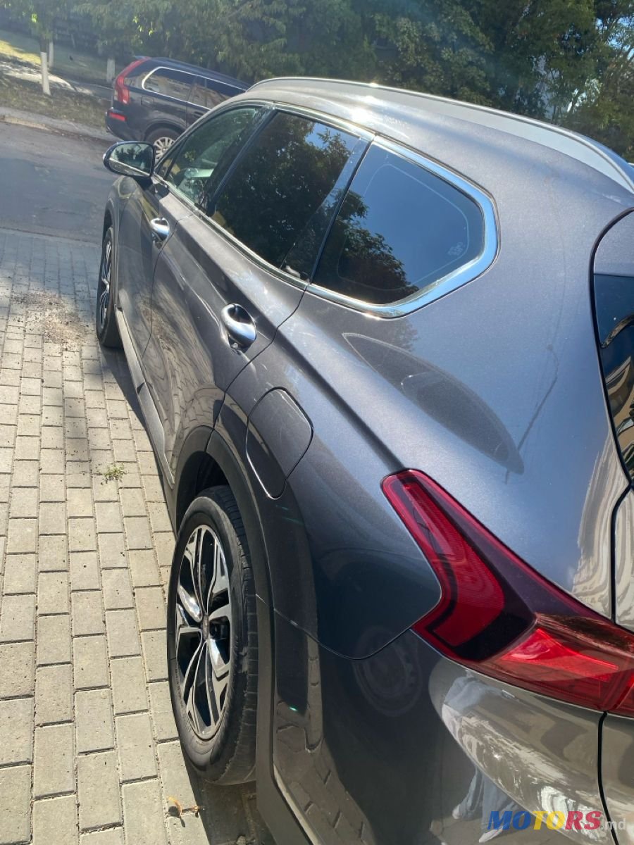 2018' Hyundai Santa Fe photo #1