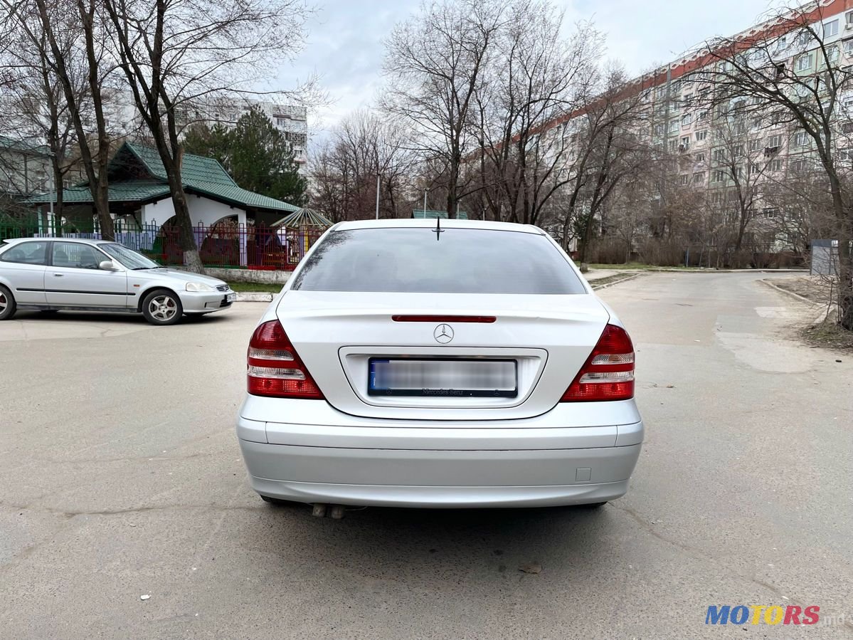 2006' Mercedes-Benz C-Class photo #5