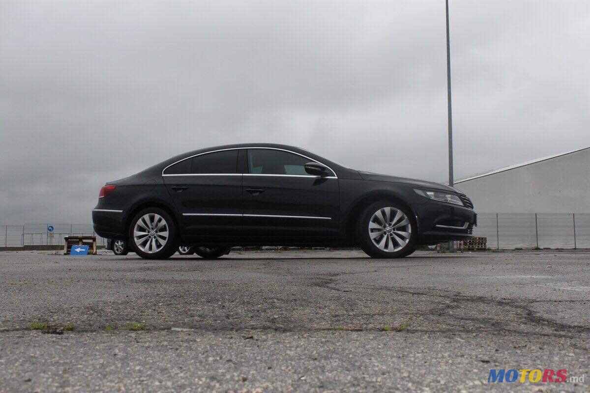 2013' Volkswagen Passat CC photo #3