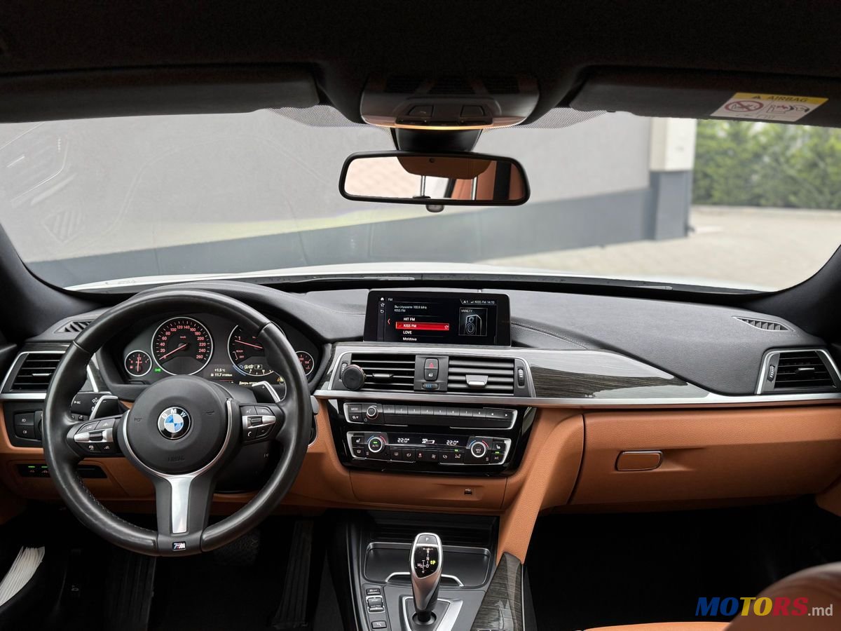 2020' BMW 3 Series GT photo #6