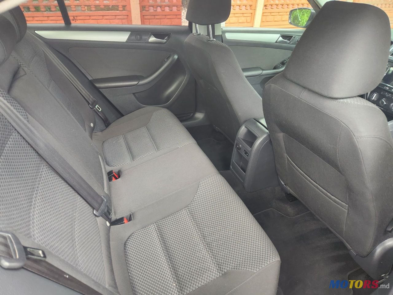 2014' Volkswagen Jetta photo #2