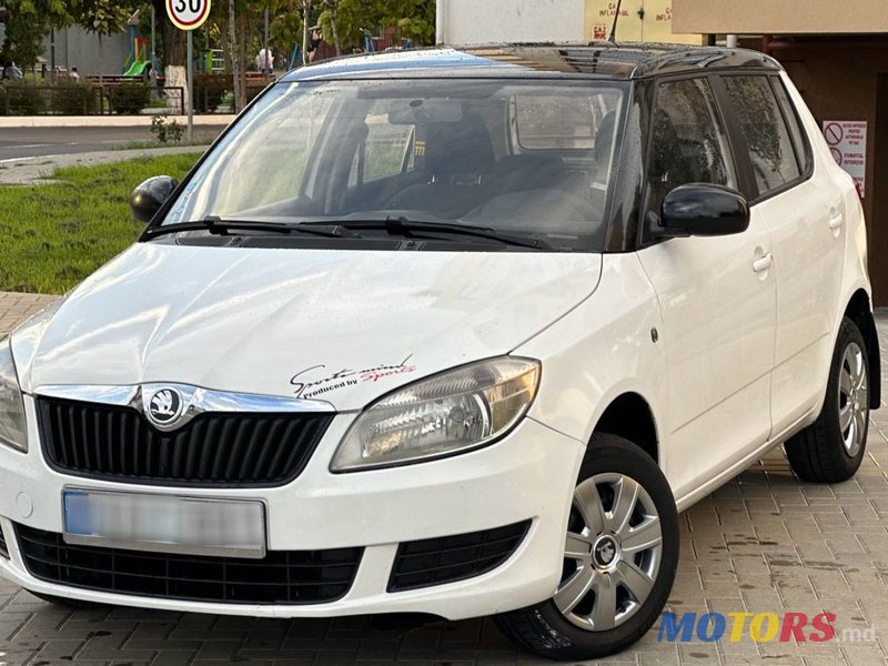 2014' Skoda Fabia photo #3