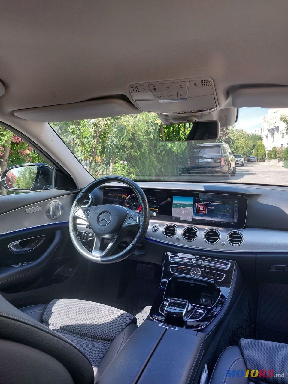 2016' Mercedes-Benz E-Class photo #2