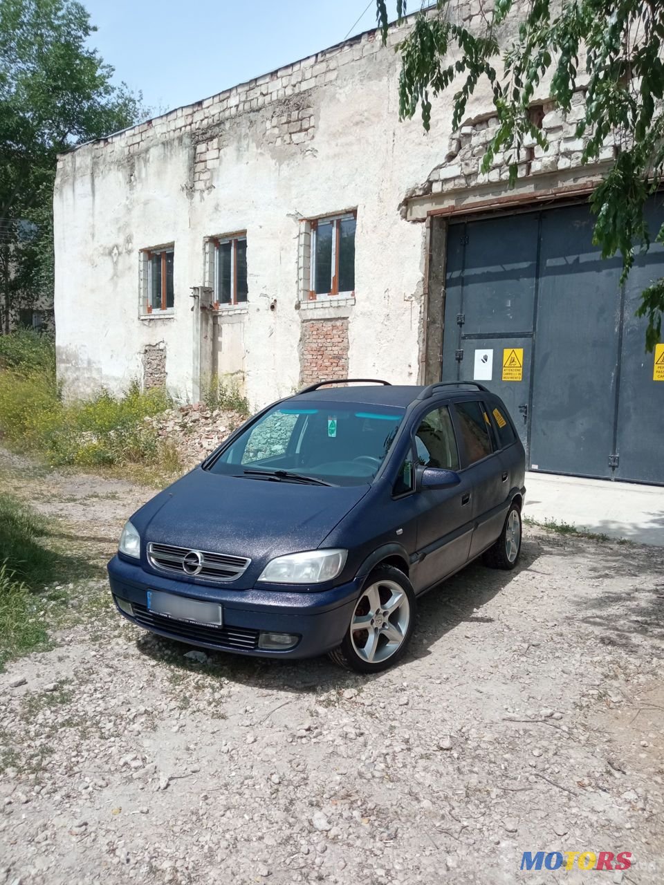 2003' Opel Zafira photo #2