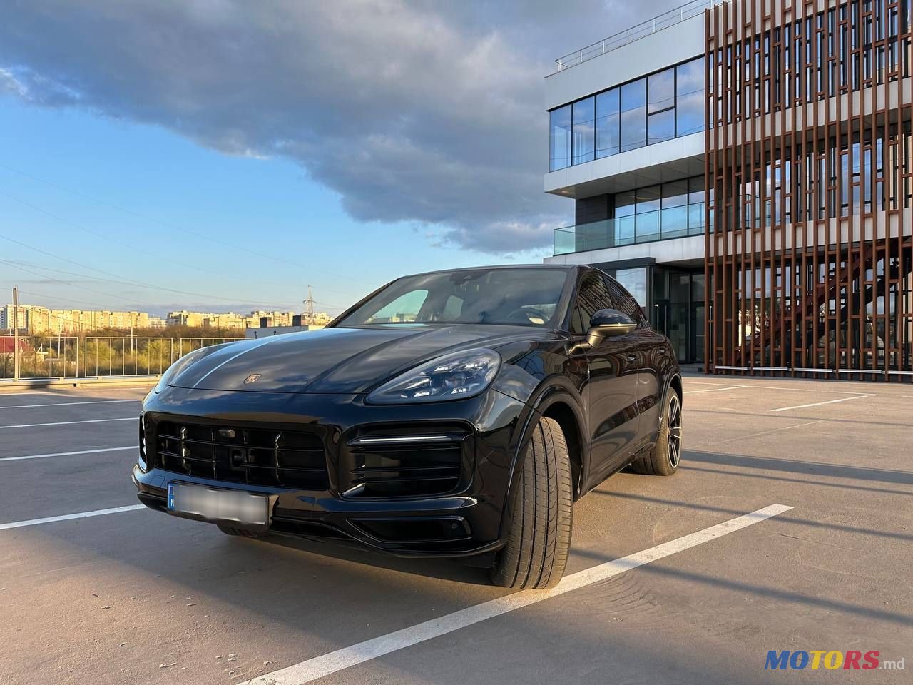 2021' Porsche Cayenne Coupe photo #3