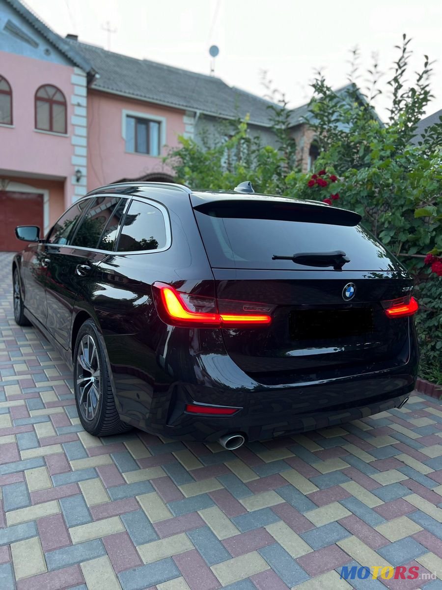 2021' BMW 3 Series photo #2