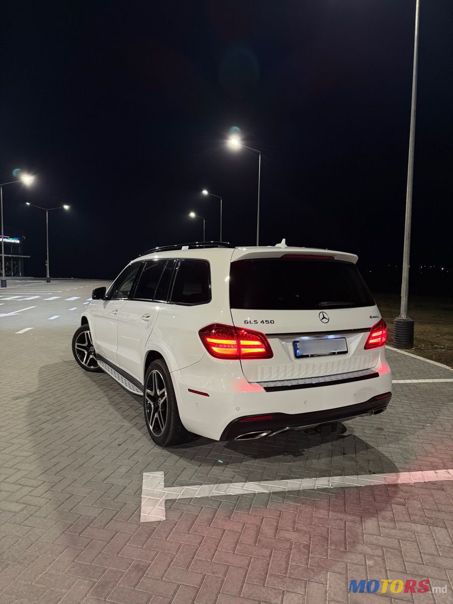 2017' Mercedes-Benz Gls-Class photo #4