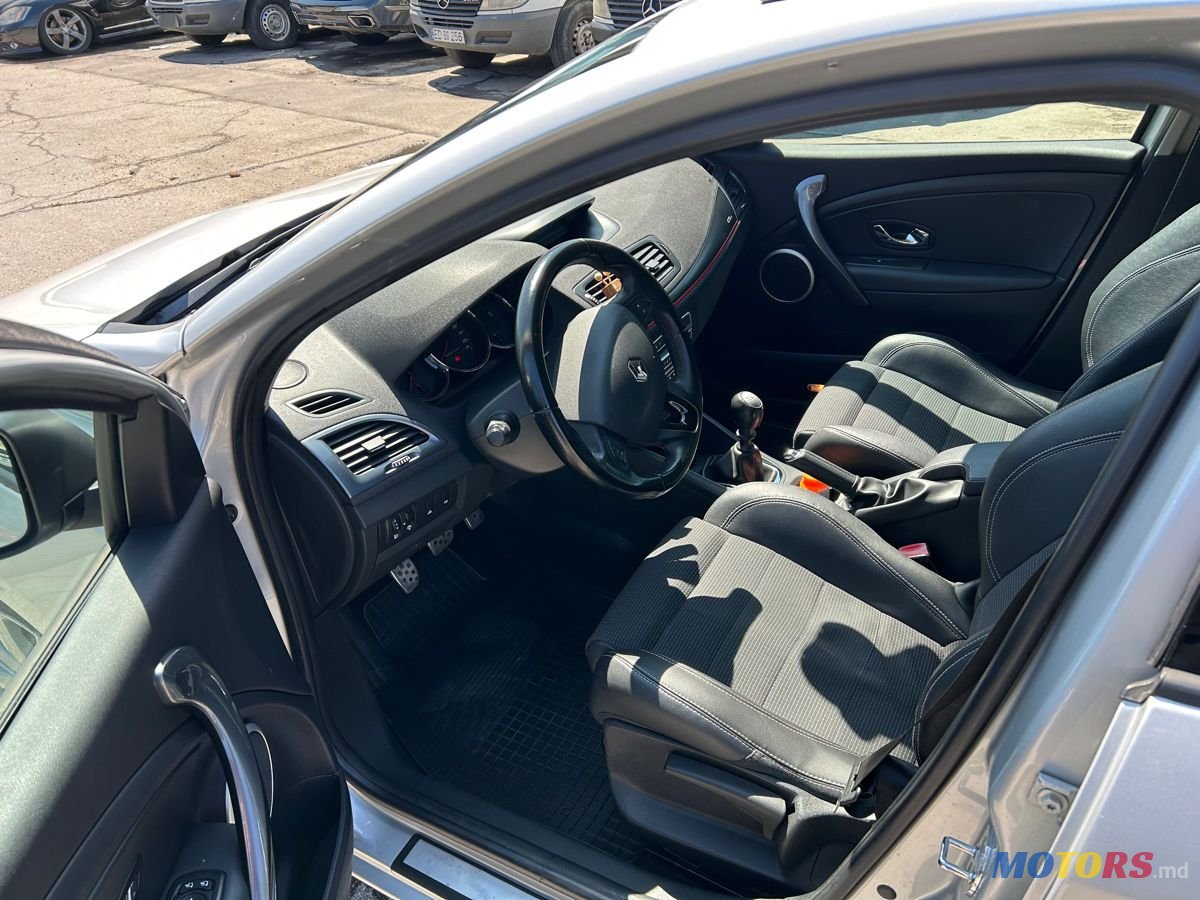 2013' Renault Megane photo #6