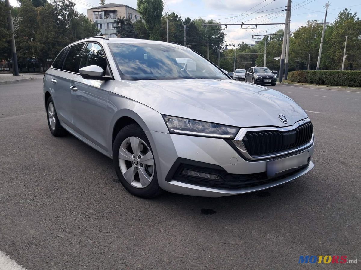 2020' Skoda Octavia photo #1