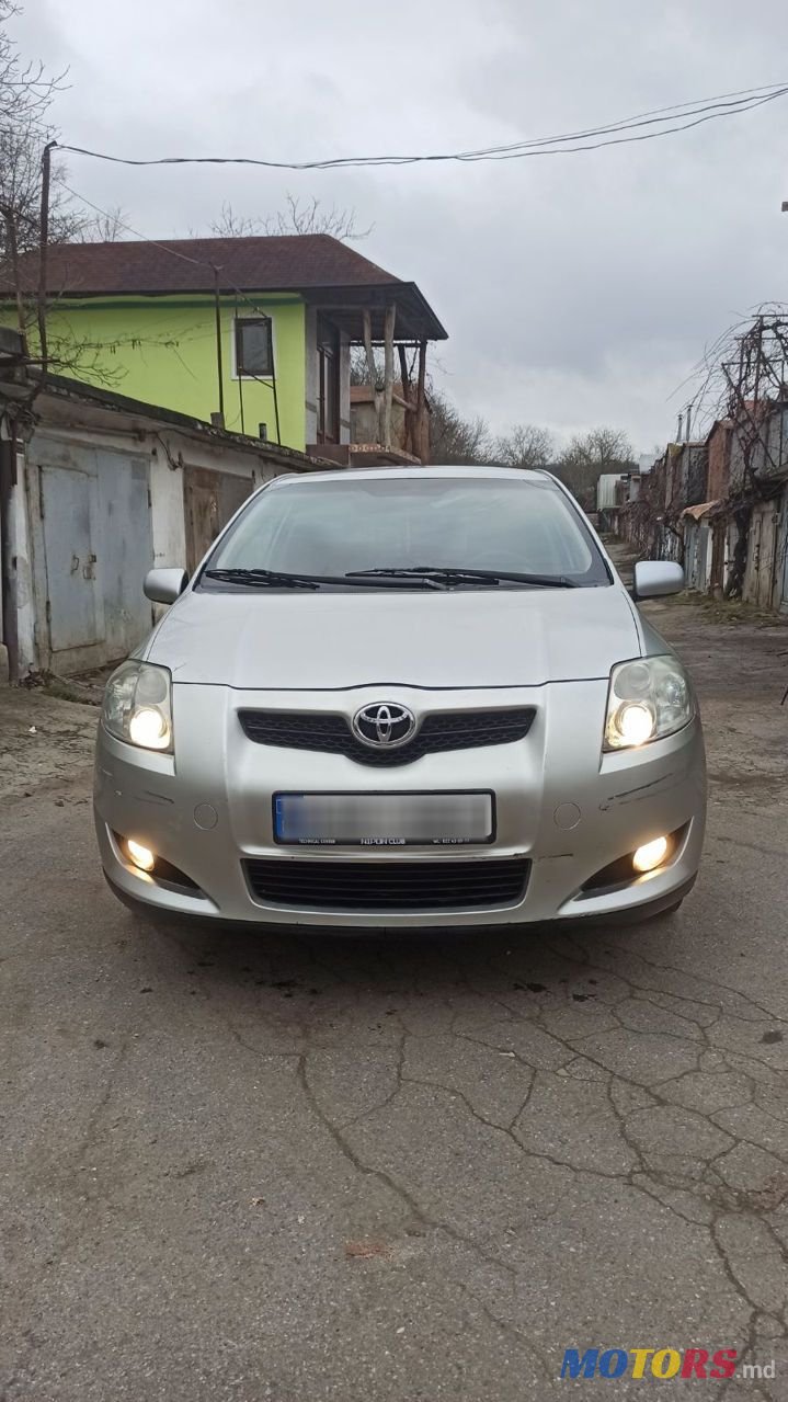 2007' Toyota Auris photo #1
