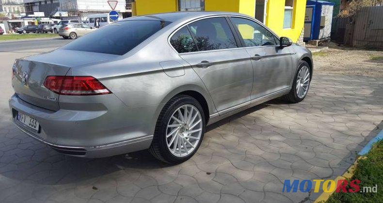 2016' Volkswagen Passat photo #1