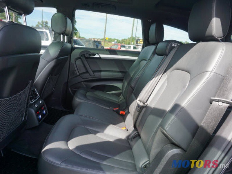 2013' Audi Q7 photo #5