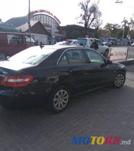 2011' Mercedes-Benz E photo #1