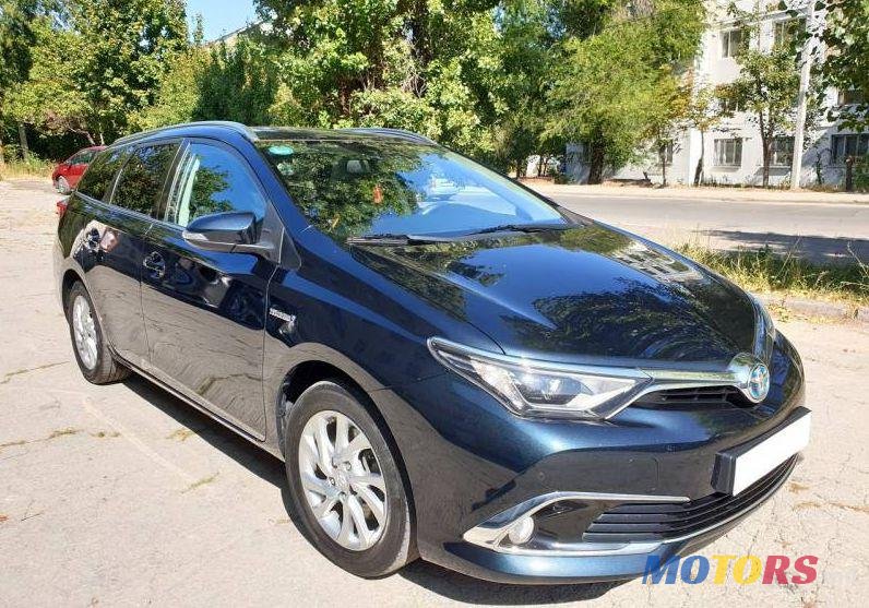 2015' Toyota Auris photo #1