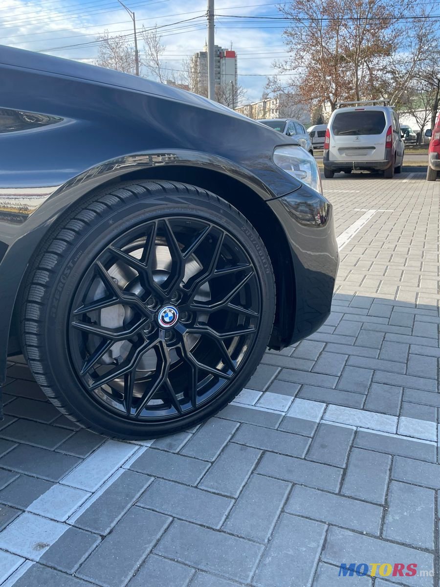 2018' BMW 5 Series photo #4