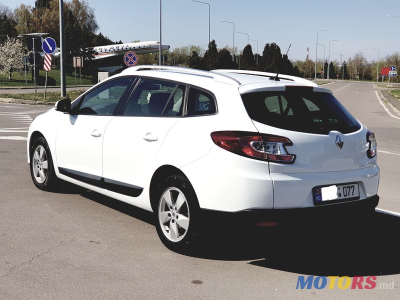 2014' Renault Megane photo #4