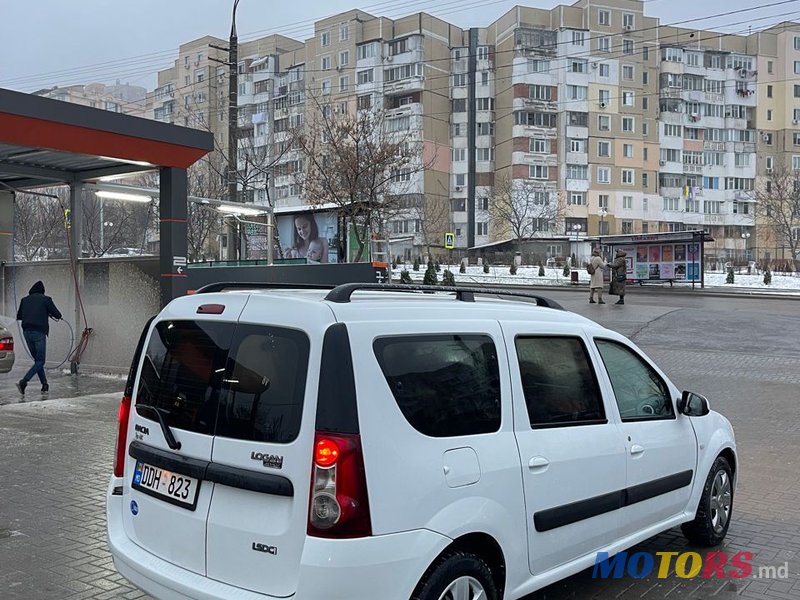 2010' Dacia Logan photo #3