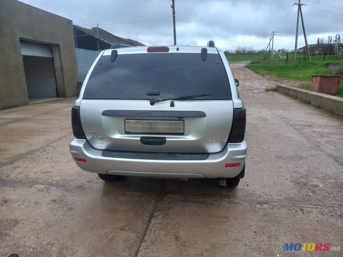 2004' Jeep Grand Cherokee photo #4