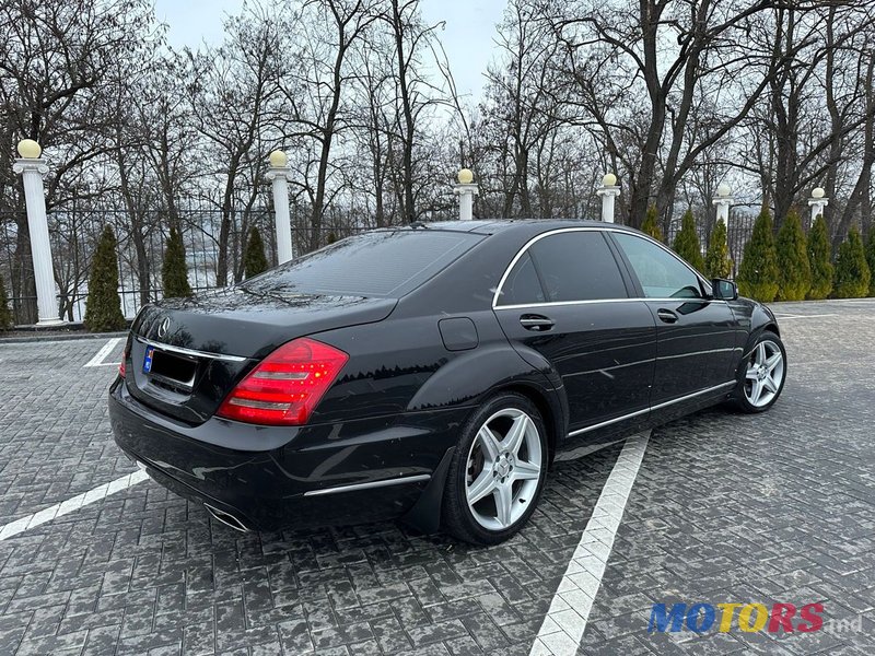 2011' Mercedes-Benz S Класс photo #4