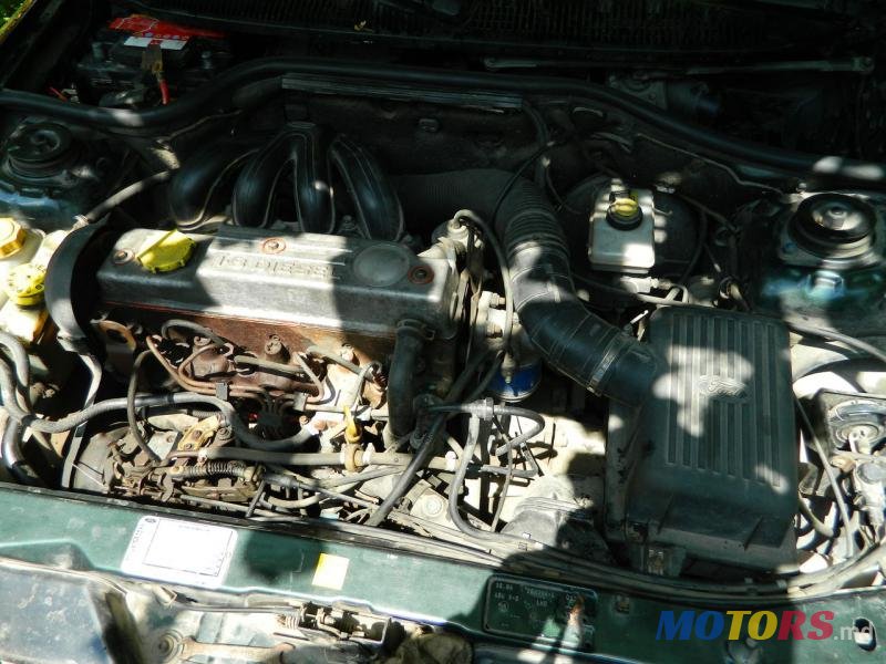 1993' Ford Escort photo #3