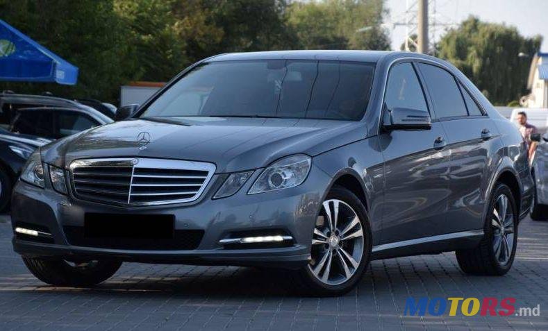2011' Mercedes-Benz E photo #1