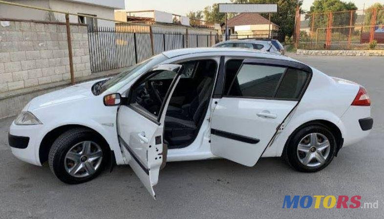 2005' Renault Megane photo #1