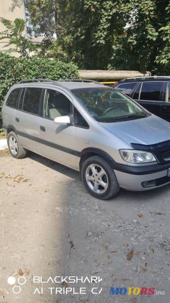 2002' Opel Zafira photo #1