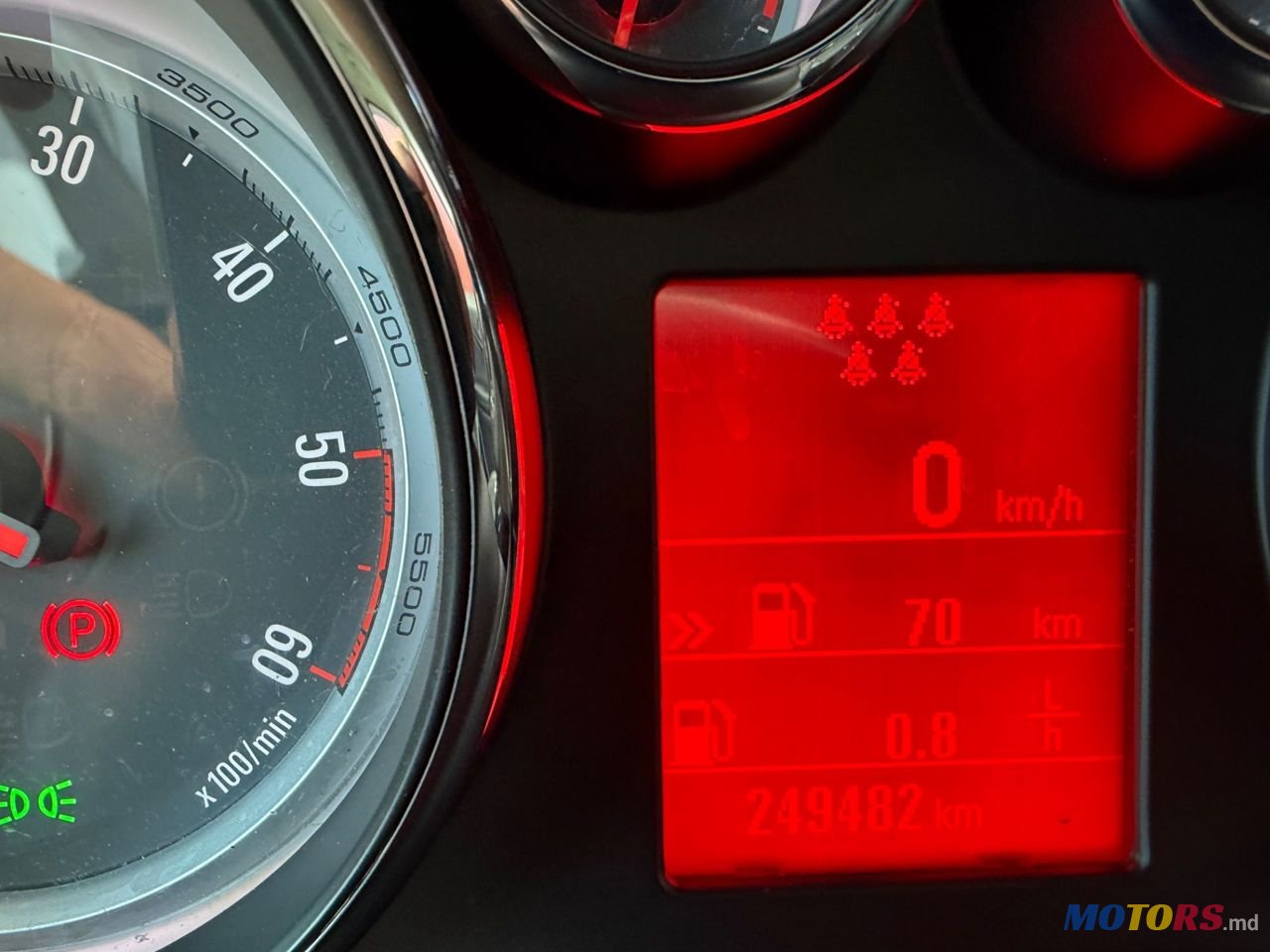 2015' Opel Zafira photo #4