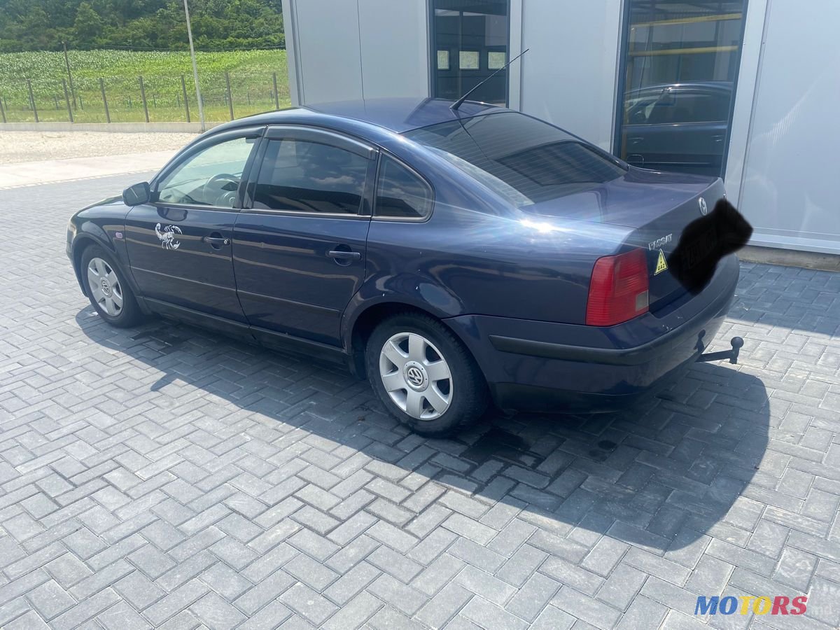 1998' Volkswagen Passat photo #4