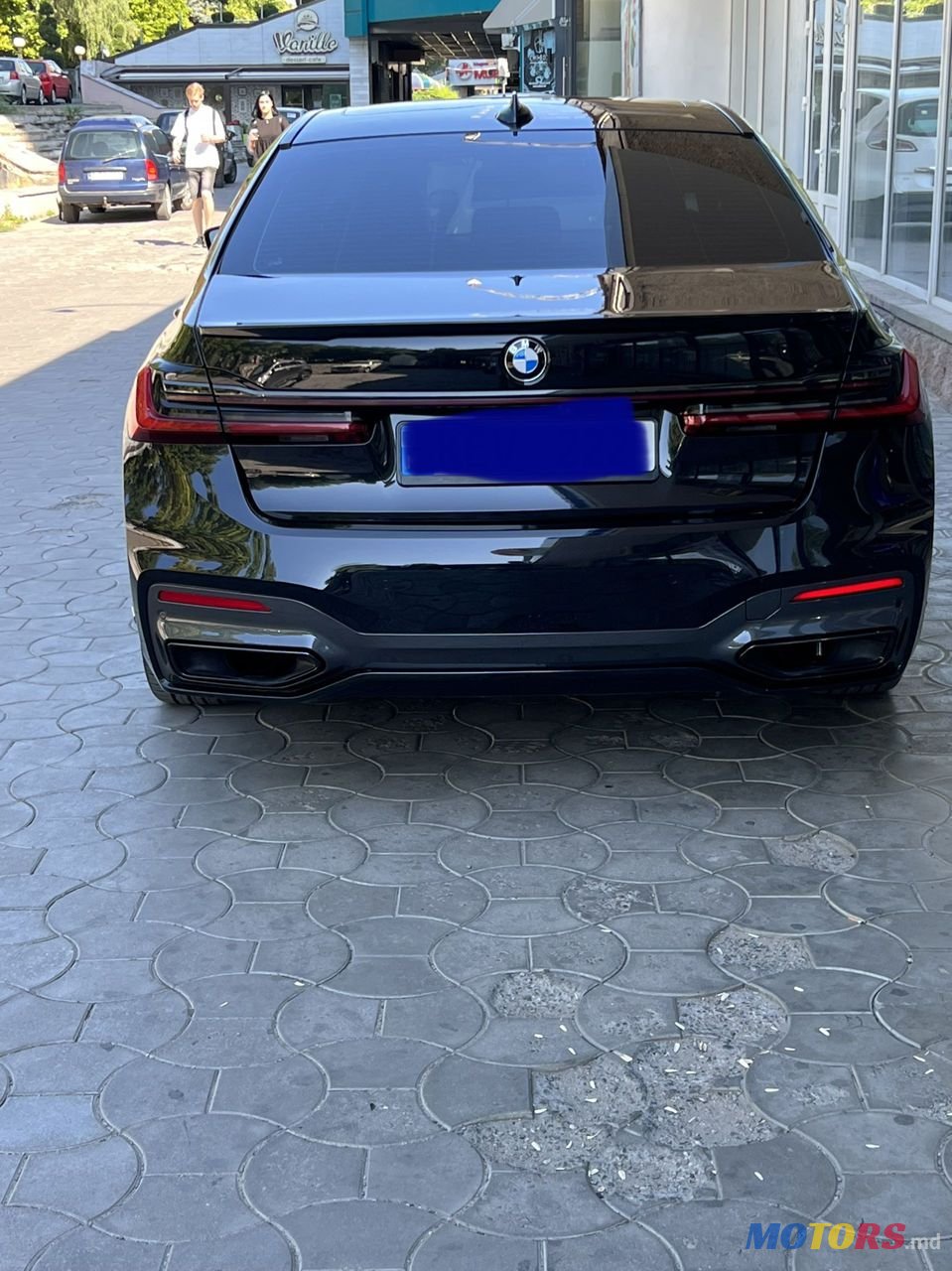 2018' BMW 7 Series photo #2