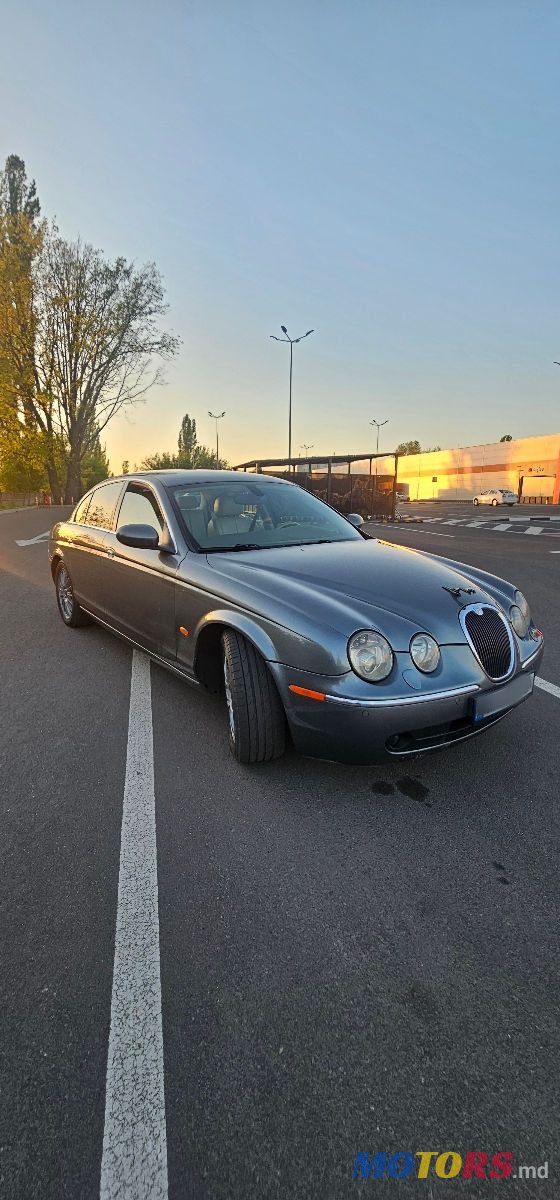 2004' Jaguar S-Type photo #2