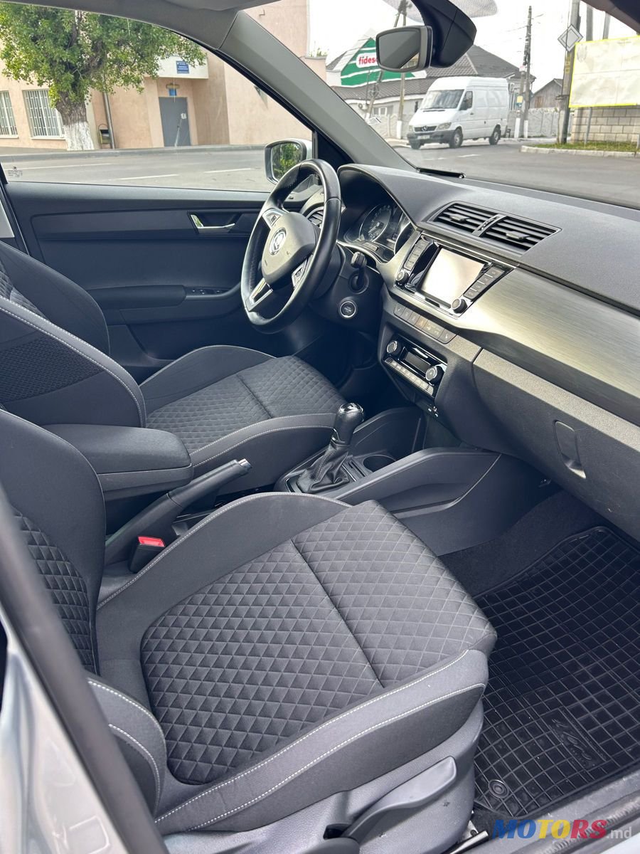 2017' Skoda Fabia photo #4