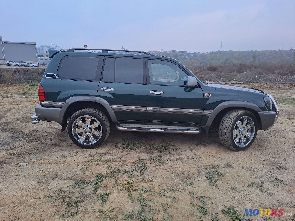 1999' Toyota Land Cruiser photo #5