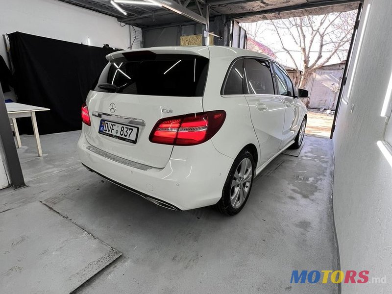 2015' Mercedes-Benz B Класс photo #2