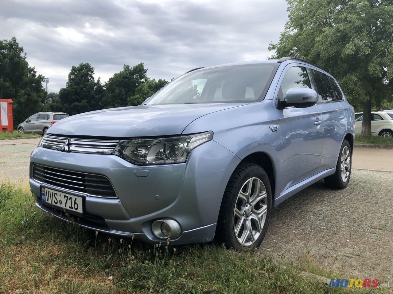 2013' Mitsubishi Outlander photo #1