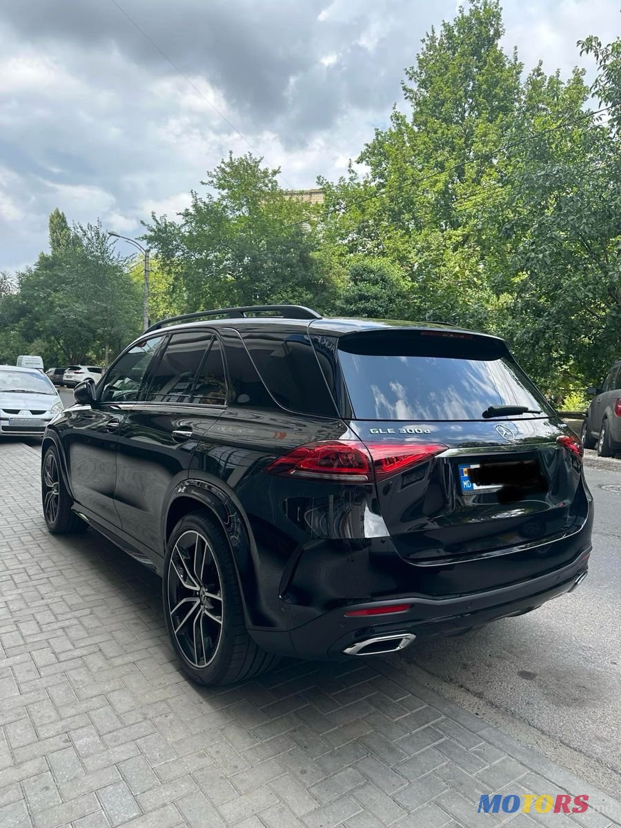 2021' Mercedes-Benz GLE photo #2