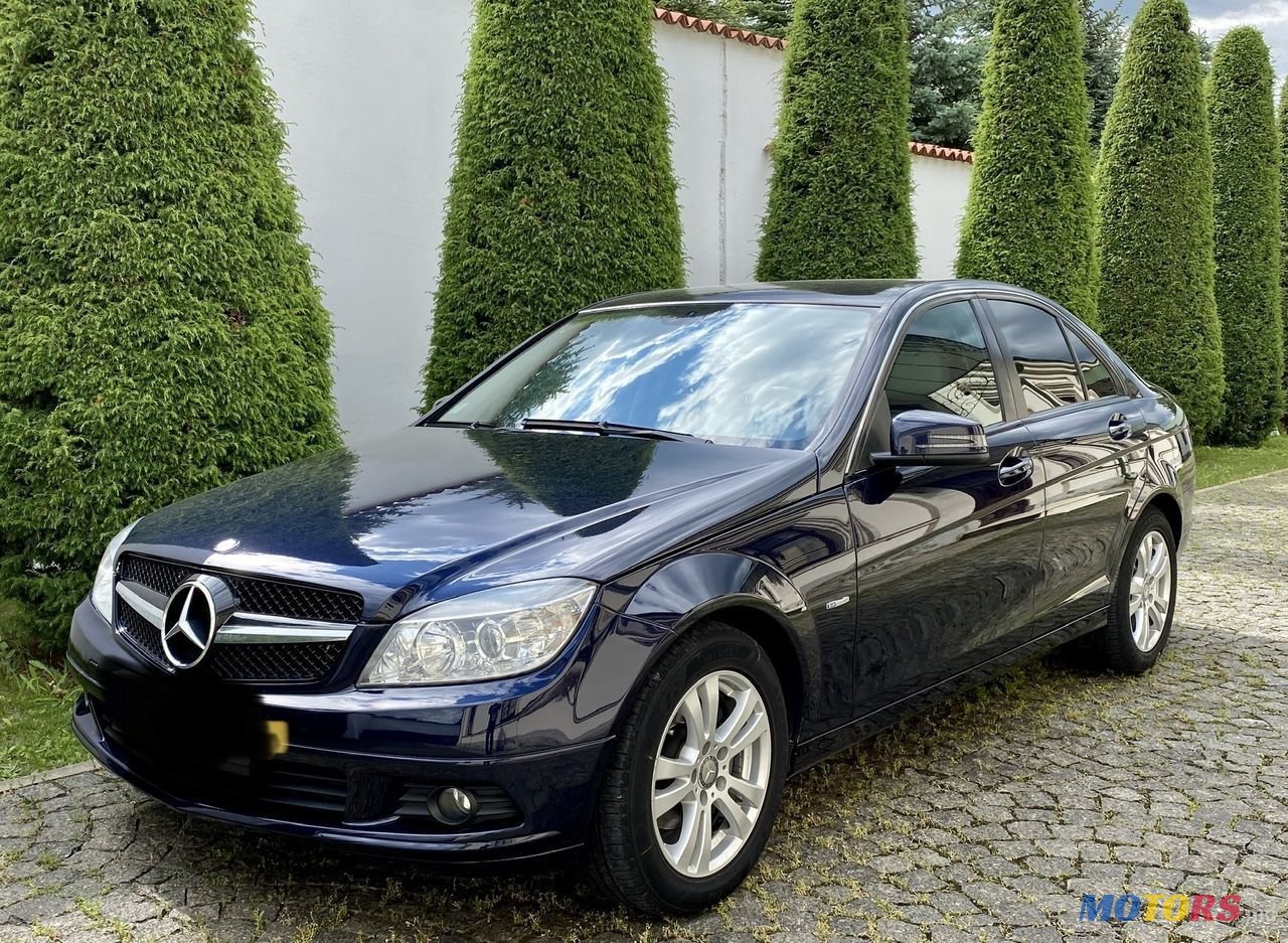 2009' Mercedes-Benz C Класс photo #1