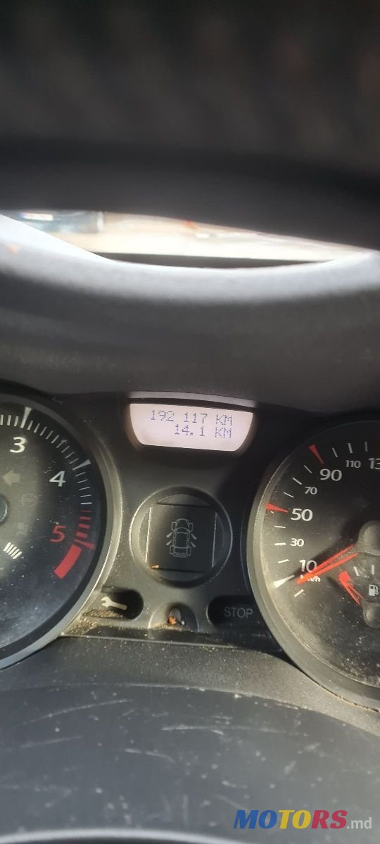 2008' Renault Megane photo #5