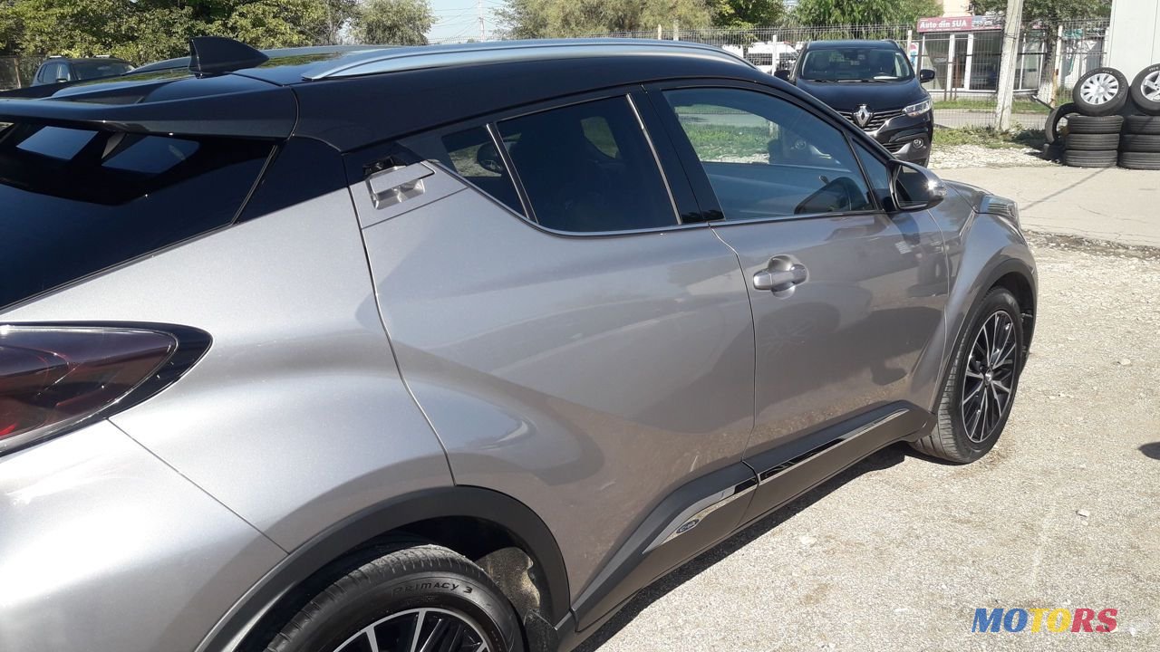 2017' Toyota C-Hr photo #2