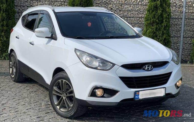 2010' Hyundai Tucson photo #1