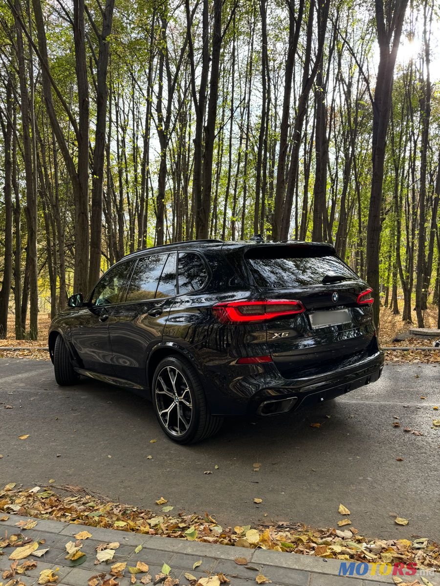2019' BMW X5 photo #2