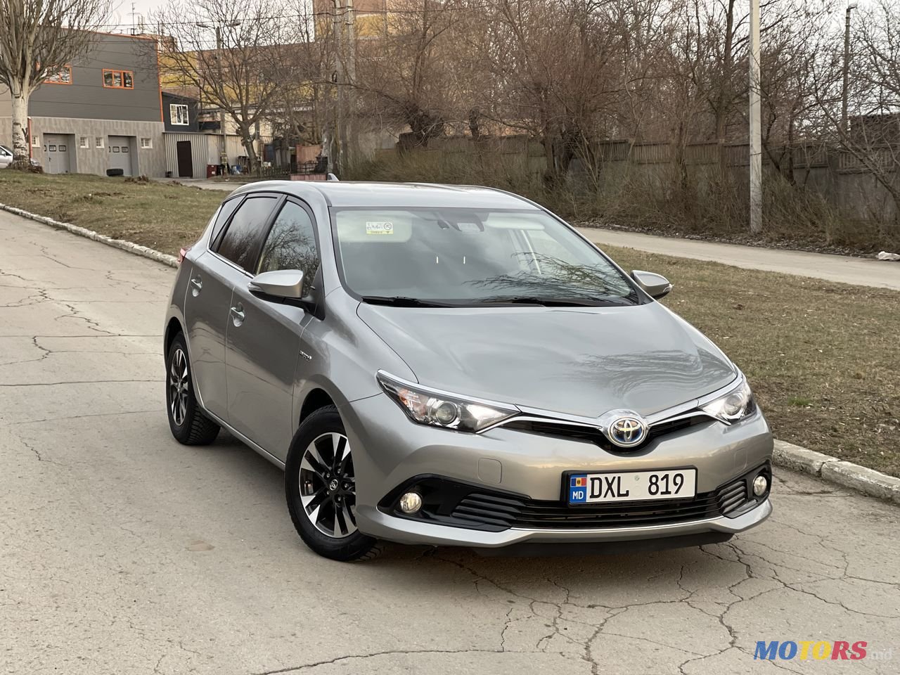 2017' Toyota Auris photo #2