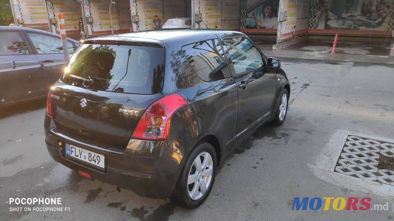 2007' Suzuki Swift photo #2