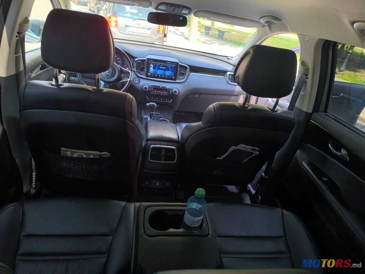 2015' Kia Sorento photo #6