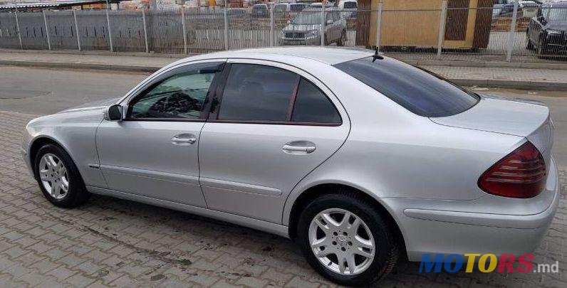 2002' Mercedes-Benz E photo #1