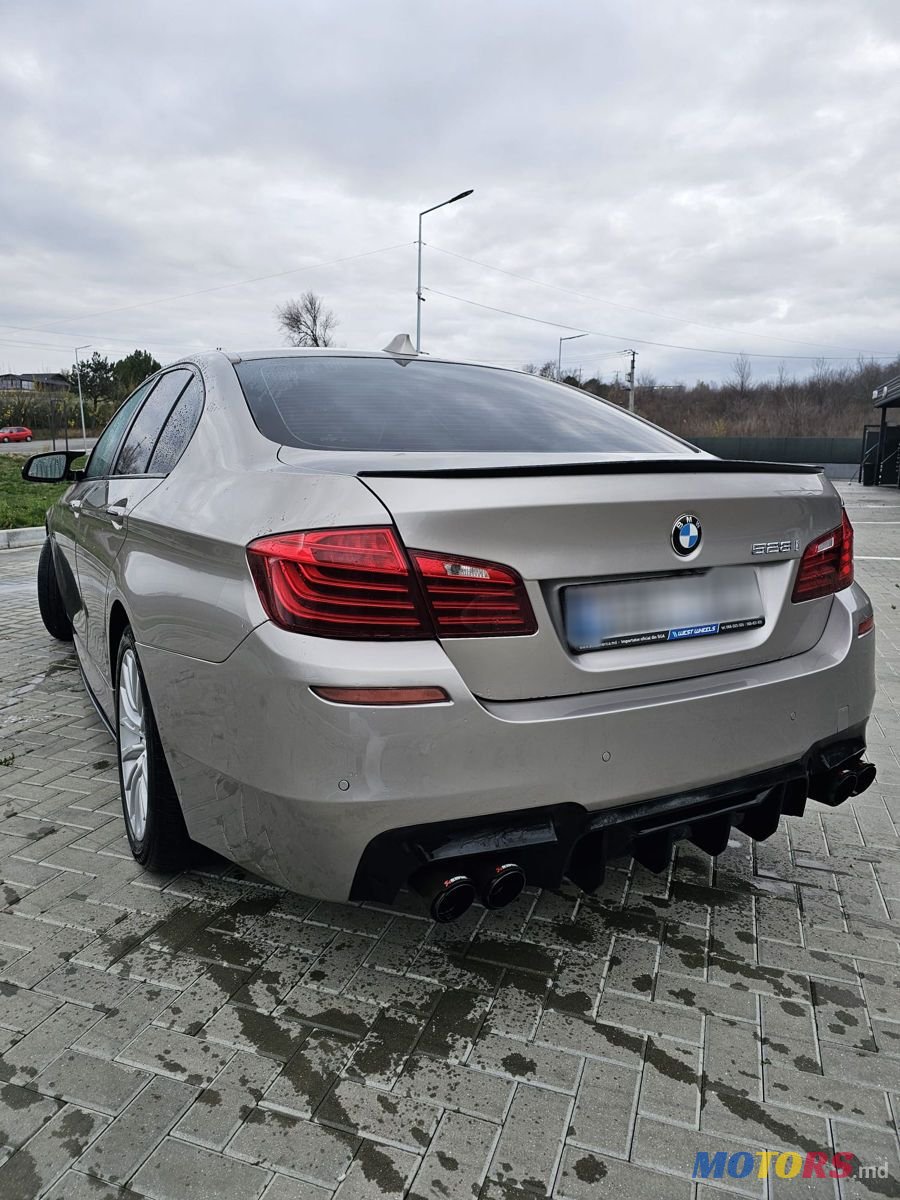 2016' BMW 5 Series photo #2
